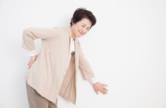 西大分でぎっくり腰の改善が期待できる鍼灸の施術が受けられると話題
